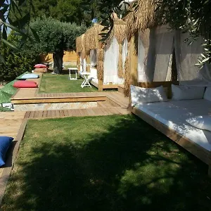 2* Otel Hidden Garden